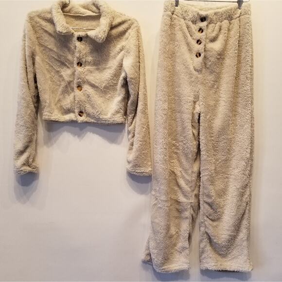 Fuzzy Fleece New 2 Piece Sherpa Lounge Set Crop Top Button Down Outfit Size M - Picture 3 of 12
